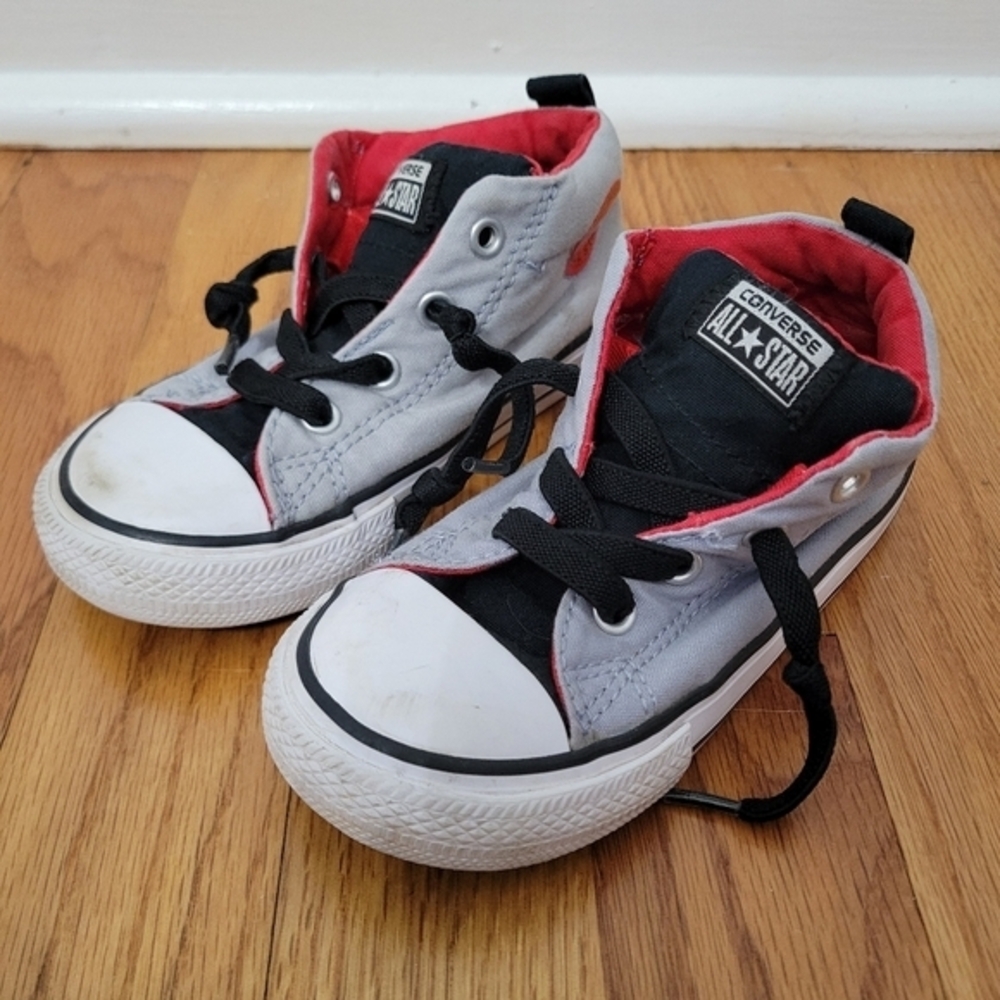 Converse Little Boys' Chuck Taylor All Star‎ Street Mid Casual Sneakers Size 8